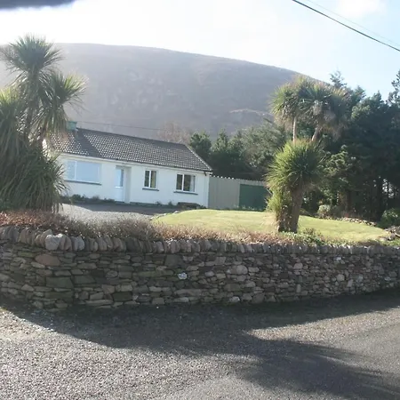 Tigh Cladach بيت للعطل *